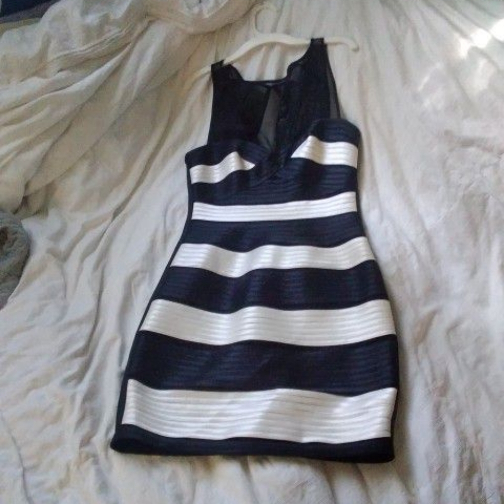 BCBG MAXAZRIA DRESS